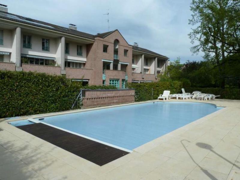 APPARTEMENT TRIPLEX DE 6 PCES MEUBLE