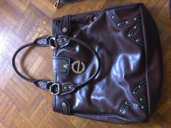 SACS A MAIN  GUESS ET ELITES 