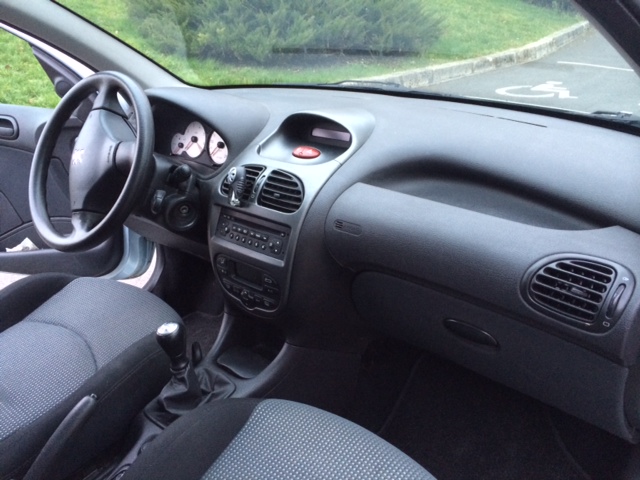 Peugeot 206 1.4 TRENDY 5P