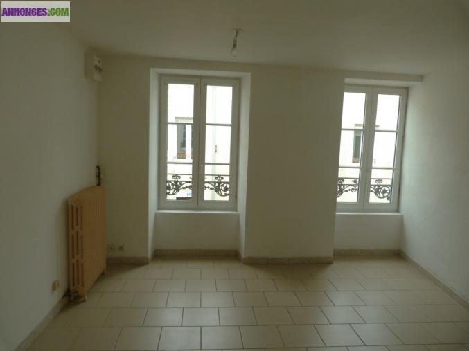 LOCATION F4 1er étage