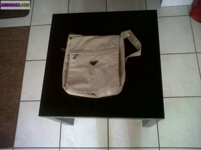 Sac besace PRADA
