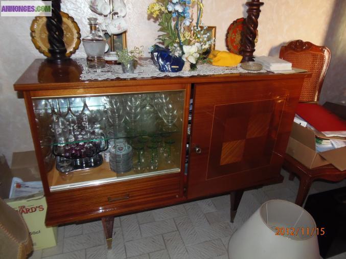 Petit meuble a vendre