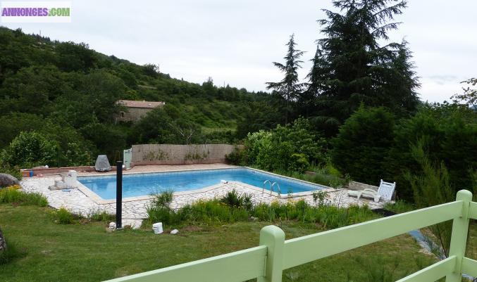 Maison avec superbe piscine pour les vacances