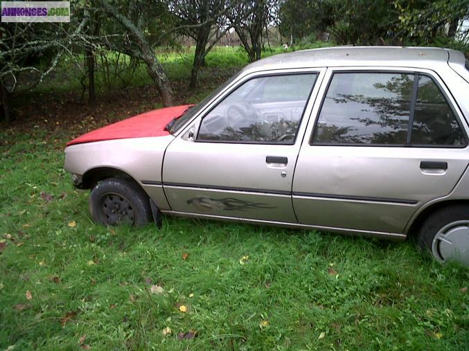 205 pour pieces ou a restaurer