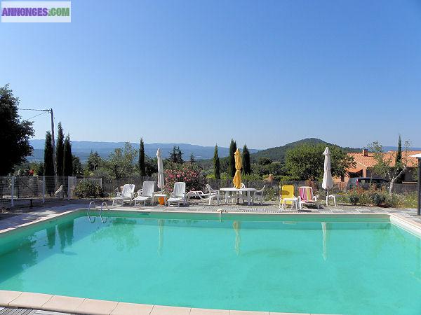 Vente Gîtes avec piscine en Luberon Provence