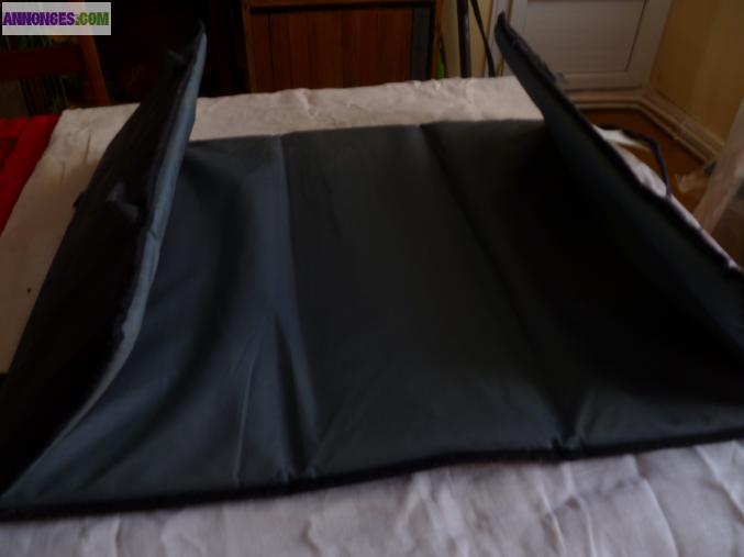 TAPIS A LANGER DE VOYAGE