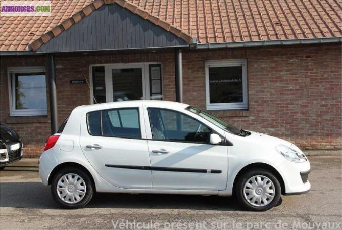RENAULT CLIO III 1.5 DCI 70 EXTREME FONCEE CLIM 5P