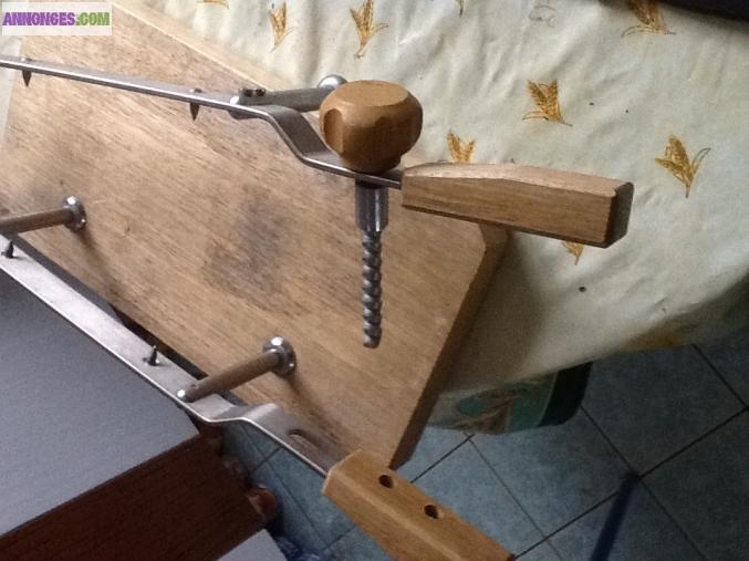 Appareil à découper le jambon