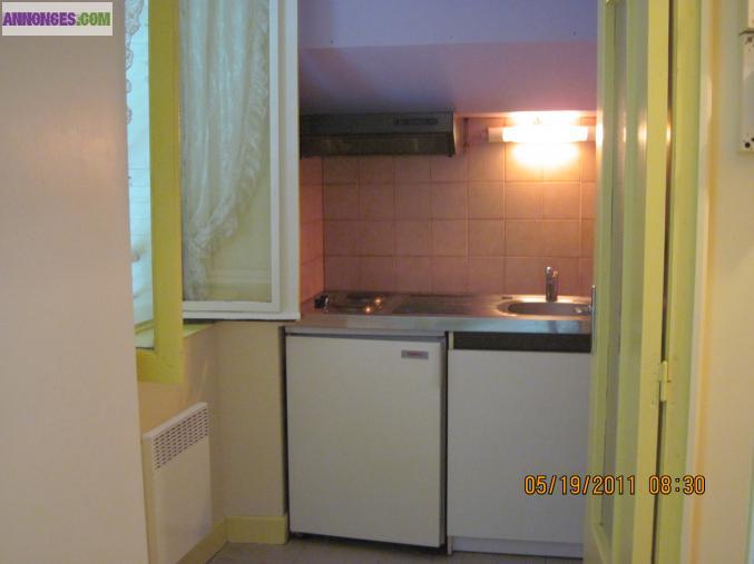 POMPADOUR CENTRE PRES CHATEAU