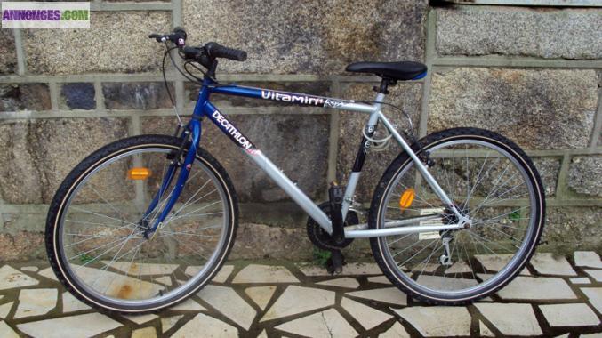 VTT Decathlon Vitamin R