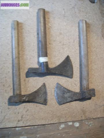 Lot de 3 petites haches