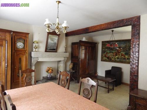 BELLE MAISON DE VILLE, 56160 Guémené-sur-Scorff.