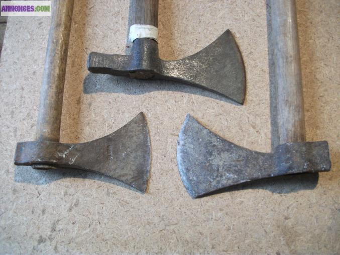 Lot de 3 petites haches