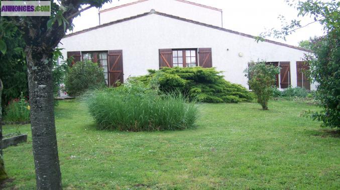 AV MAISON TBE  6 PIECES