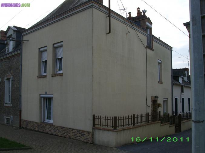 Vends maison.