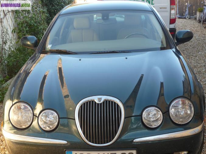 JAGUAR S-TYPE 05/2002  108000km  8500 euros