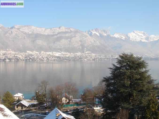 Vend magnifique T3 avec vue magique sur Sévrier, tres proche d'Annecy