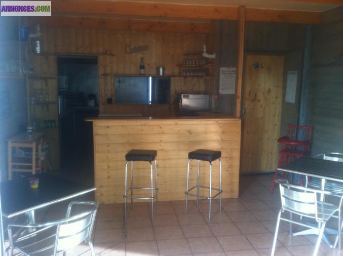 A LOUER RESTO TOUT EQUIPE
