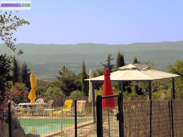 Vente Gîtes avec piscine en Luberon Provence