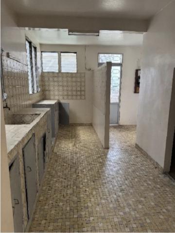 Maison en dur de type T5