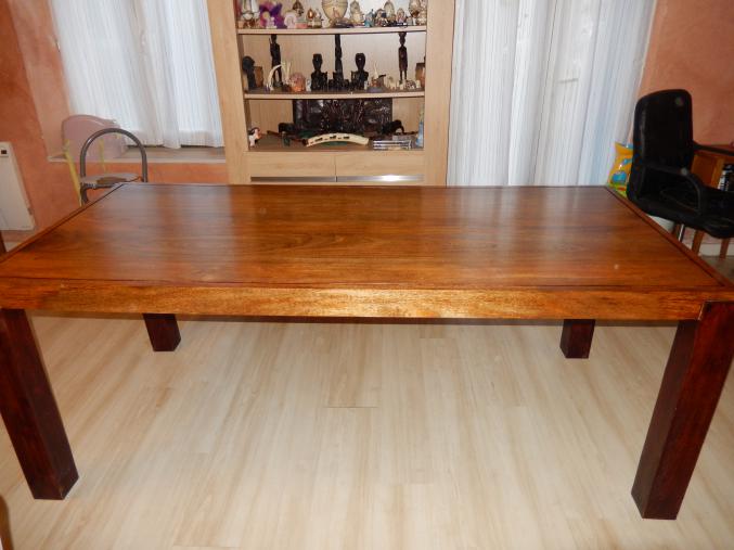 Vend table salle a manger