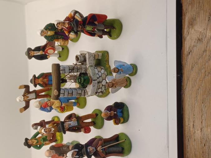 18 santons de noël ancien