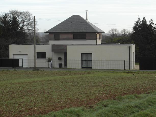 Maure-de-Bretagne - Maison à la campagne