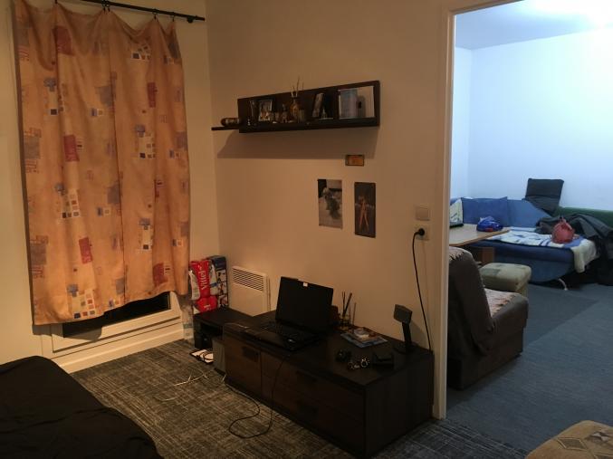 Loue charmant deux pièces 