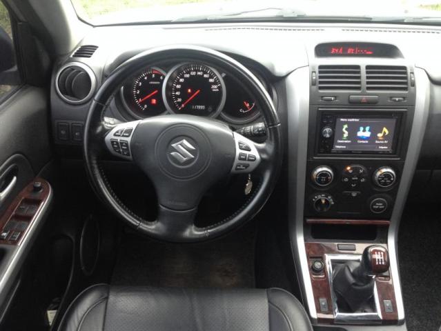 Suzuki Grand Vitara ii 1.9 ddis 130 luxe 5p