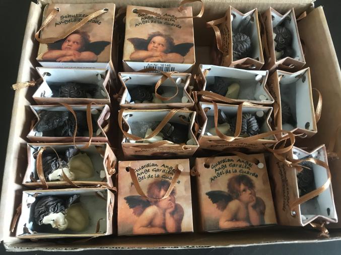 Lot de 18 figurines ange Raphaël