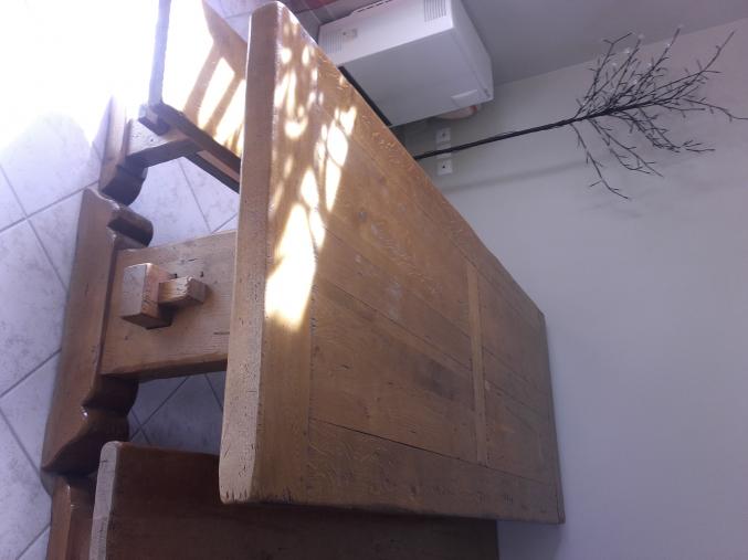 Table et bancs