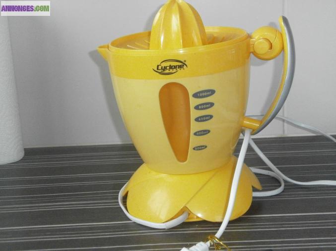 PRESSE AGRUMES ELECTRIQUE