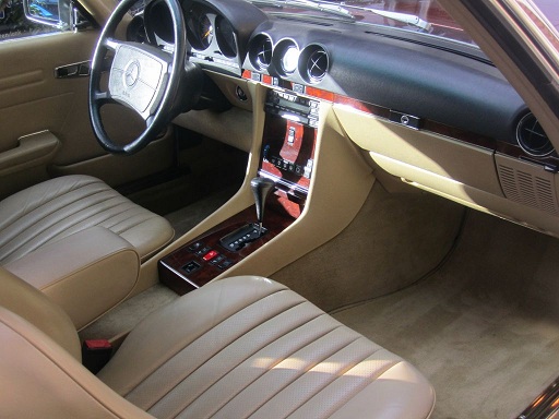 Mercedes Benz SL 560