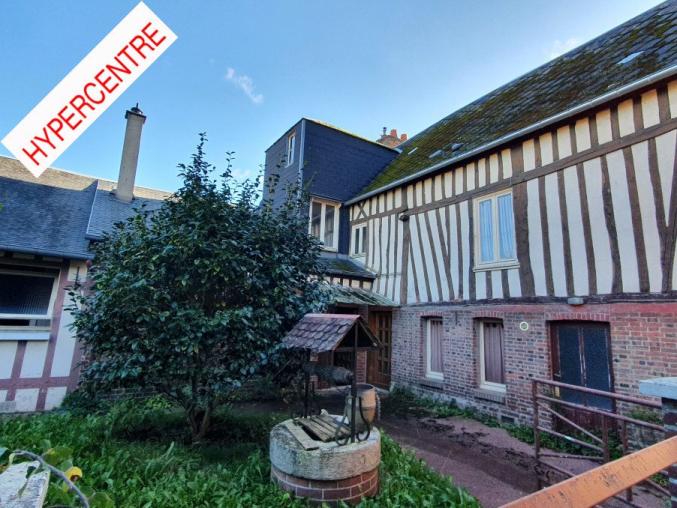 Bel ensemble immobilier composé de deux habitations et d'un bâtiment aménageable (Yvetot)