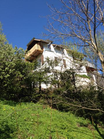 Maison "entièrement rénovée" avec vue imprenable