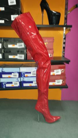 Tres belles cuissarde rouge