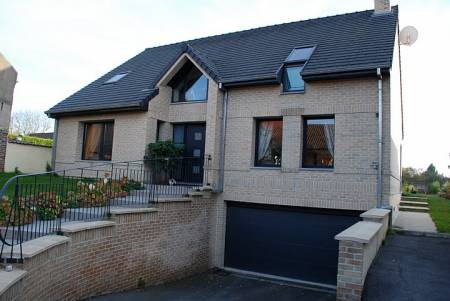 A LOUER MAISON 5 PIÈCES