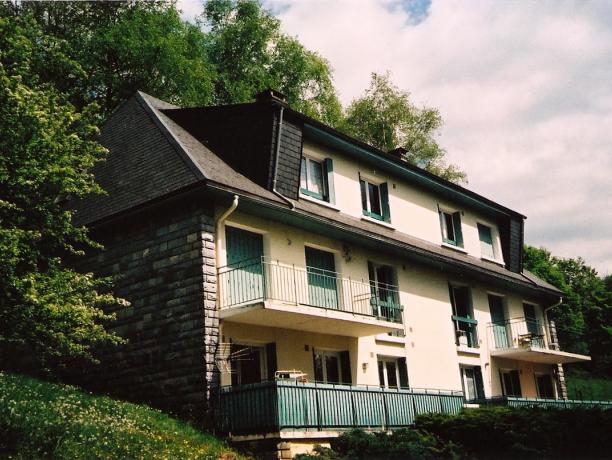 Capvern - T2 dans cadre boisé