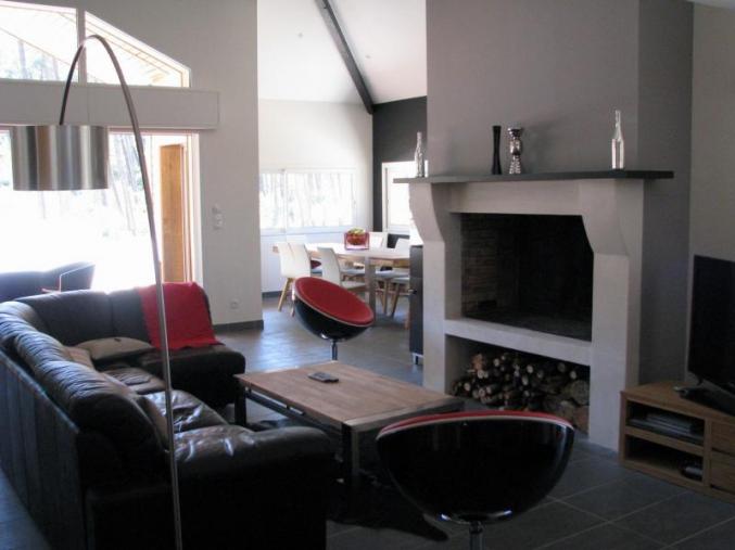  APPARTEMENT AU CENTRE VILLE DE ST RAPHAEL AU CALME