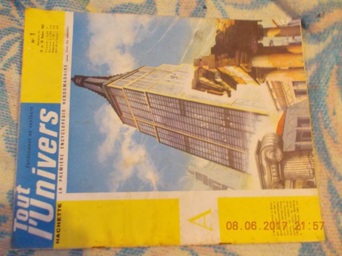 Lot revues diverses " tout l'univers"
