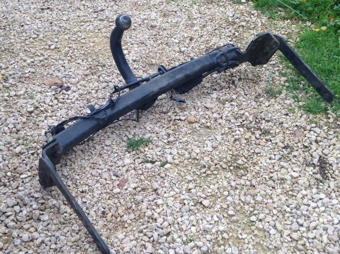 Vends attele cavavane de LAGUNA 2