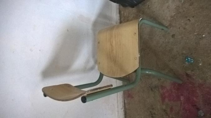 Chaise écolier authentique stratifié