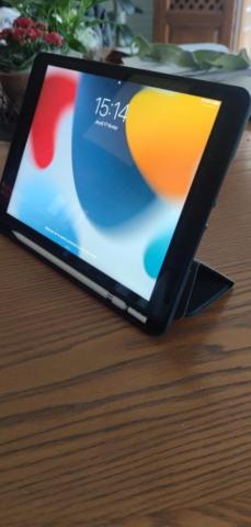 Ipad 9 256go neuf + accessoires