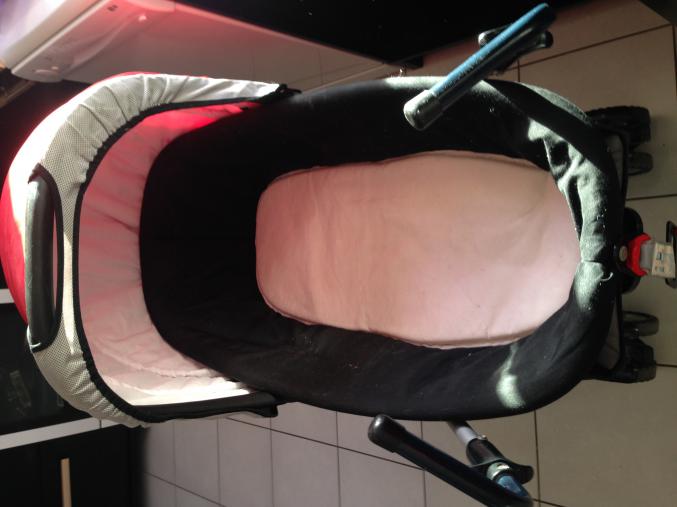 Poussette Trio (nacelle et maxi cosy)