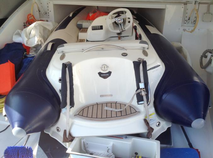 Vds Tender Avon Jetsport 330