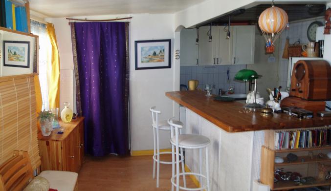 CHAMBRE PLUS ESPACES COMMUNS - Paris 10