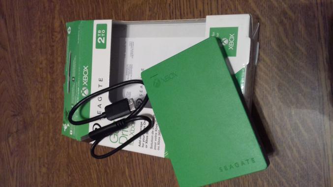 Xbox one plus 11 jeux plus disque dur externe