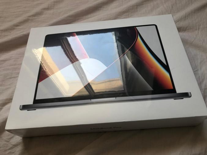 MAC BOOK PRO 202116' pouce 512Go Sous Blister + Apple Care 3 ans