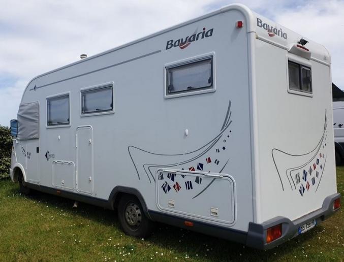 Camping car intégral BAVARIA I68BD