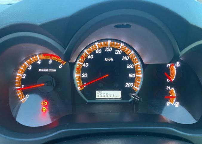 Toyota hilux 1er main manuelle